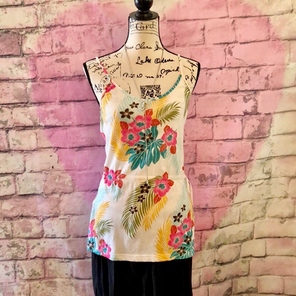 ☀️Old Navy Tank Top Floral Print EUC Small